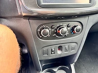 Dacia sandero stepway laureate tce 90,sandero stepway laureate tce 90 - afbeelding 2 van  21