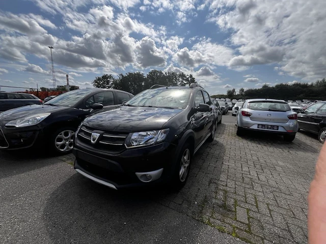 Dacia sandero stepway sandero stepway 0.9 tce stepway plus 90, 2015 - afbeelding 1 van  44