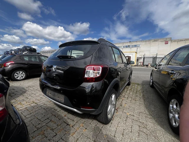 Dacia sandero stepway sandero stepway 0.9 tce stepway plus 90, 2015 - afbeelding 34 van  44