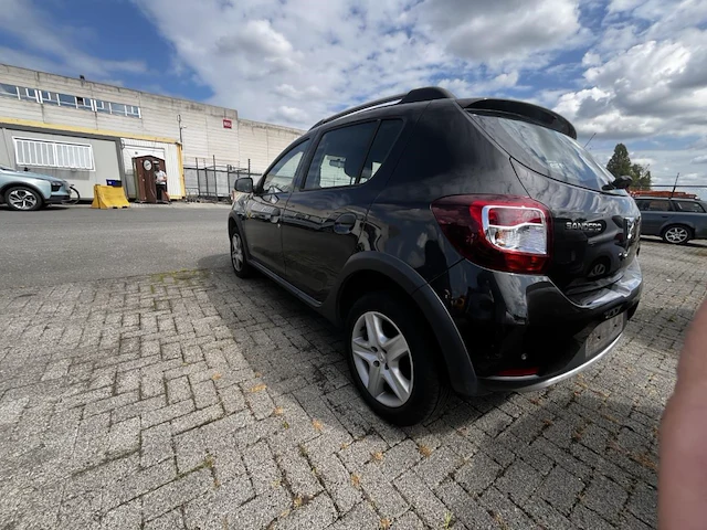 Dacia sandero stepway sandero stepway 0.9 tce stepway plus 90, 2015 - afbeelding 40 van  44