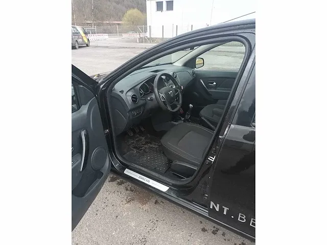 Dacia sandero uit 2018 - afbeelding 8 van  12