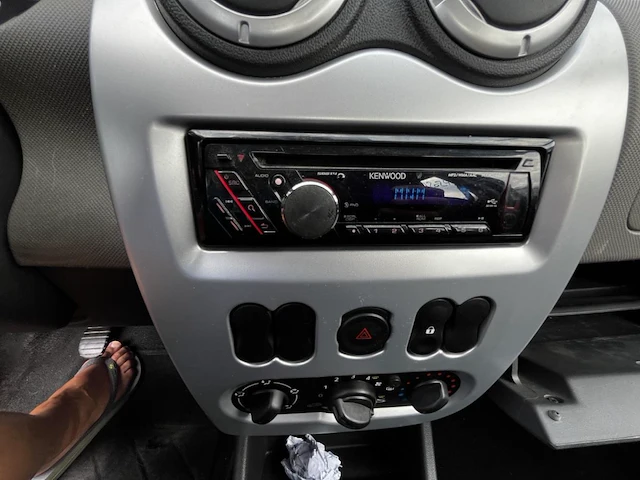 Dacia sandero - afbeelding 2 van  22