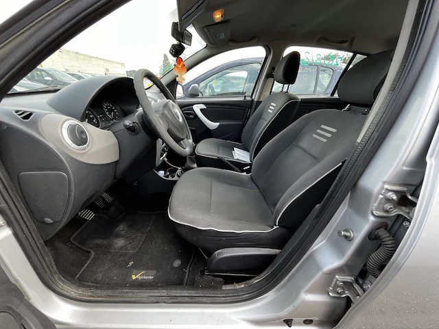 Dacia sandero - afbeelding 7 van  22