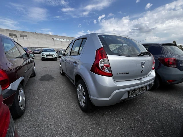 Dacia sandero - afbeelding 18 van  22
