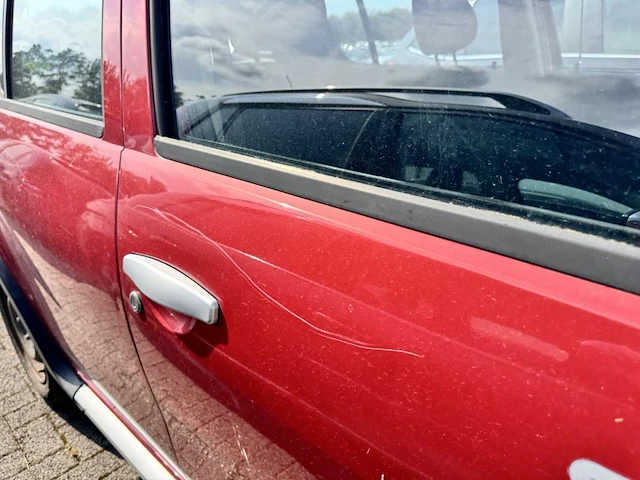 Dacia sandero - afbeelding 15 van  26