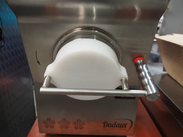 Dadaux - afbeelding 5 van  8