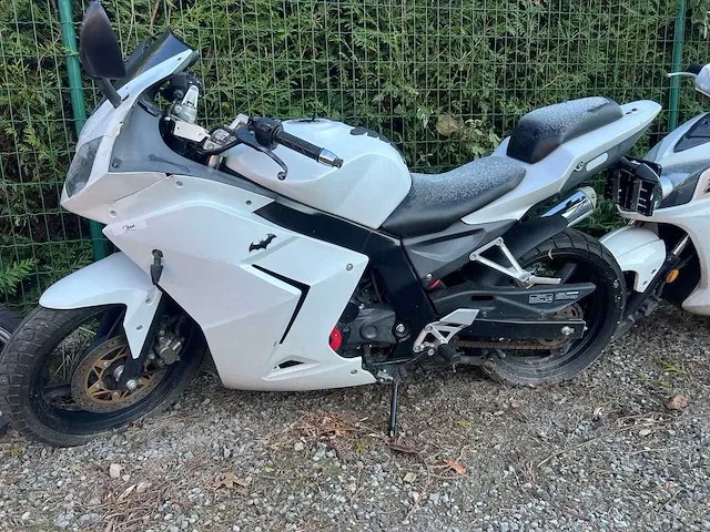 Daelim 125 cc, 2017 - afbeelding 3 van  10