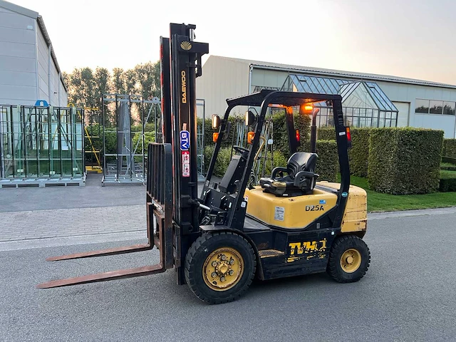 Daewoo - 2003 - d25a-3 - vorkheftruck - afbeelding 12 van  19