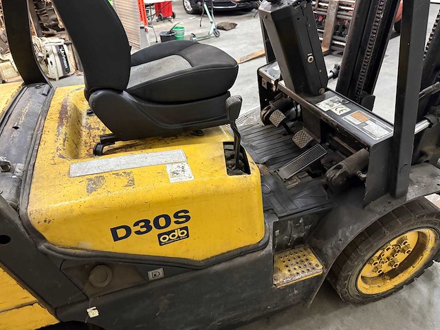 Daewoo - 2005 - d30s - vorkheftruck - afbeelding 5 van  18