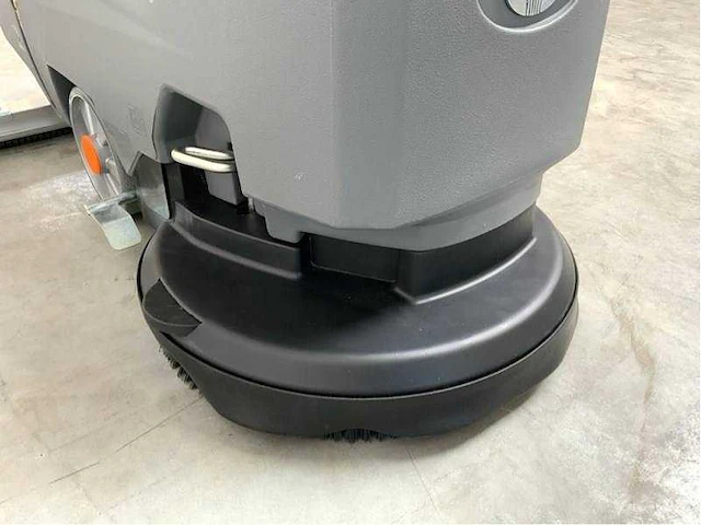 Daewoo - 2025 - dafl50a - vloerschrobmachine - afbeelding 15 van  41