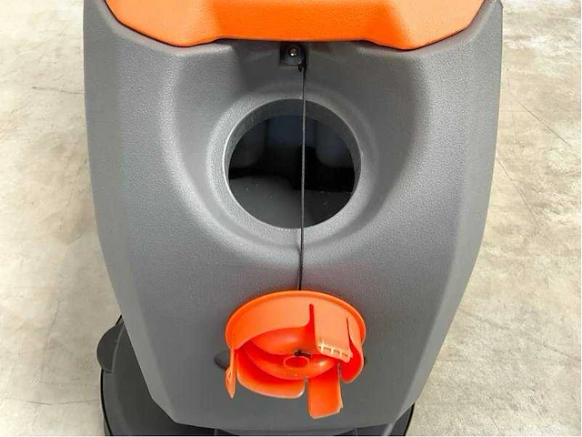 Daewoo - 2025 - dafl50a - vloerschrobmachine - afbeelding 17 van  41