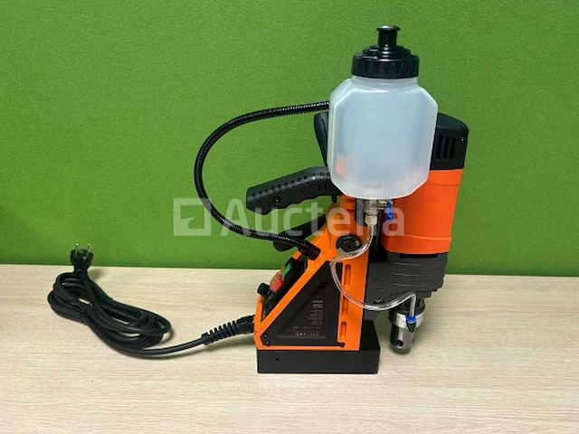 Daewoo - 2025 - damcd1600 - magnetische boormachine - afbeelding 10 van  11