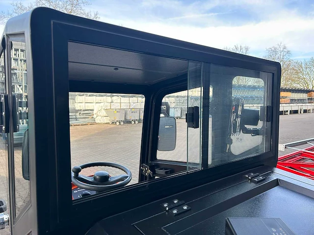 Daewoo - 2025 - das100 - parkeerplaats veegmachine - afbeelding 21 van  30