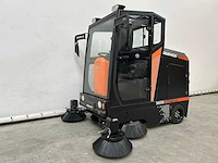 Daewoo - 2025 - das100 - parkeerplaats veegmachine - afbeelding 25 van  30