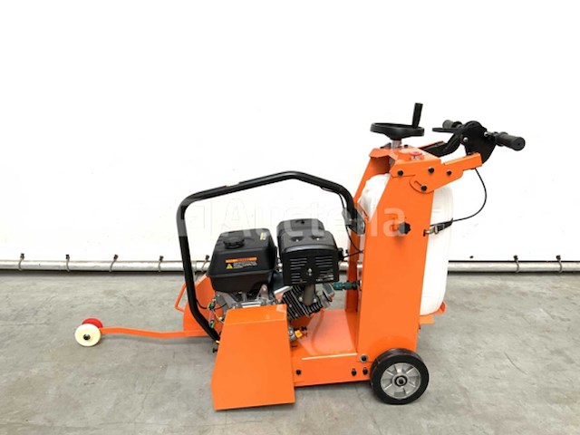 Daewoo - 2025 - datmf20-4 - benzine vloerzaagmachine - afbeelding 10 van  12