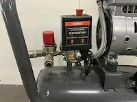 Daewoo - daax 24l - luchtcompressor - afbeelding 5 van  6