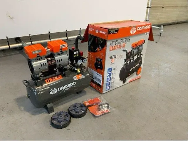 Daewoo - daax 24l - luchtcompressor - afbeelding 1 van  10