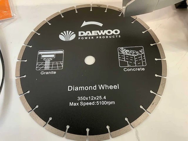 Daewoo - dacnq740s - betonzaag - 2025 - afbeelding 12 van  18