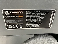 Daewoo - daf r70 - zelfrijdende veegmachine - afbeelding 13 van  20