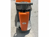 Daewoo - daf r70 - zelfrijdende veegmachine - afbeelding 19 van  20