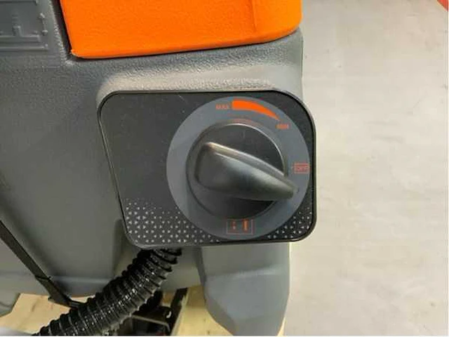 Daewoo - dafl50a - zelfrijdende veegmachine - afbeelding 7 van  25