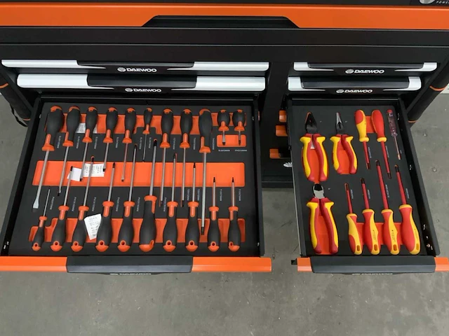 Daewoo - damws267 + 4 in 1 set - gereedschapswagen - afbeelding 8 van  16