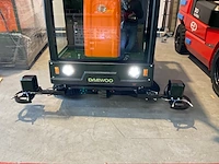 Daewoo - das 100 met cabine - zelfrijdende veegmachine - afbeelding 17 van  37