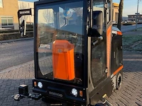 Daewoo - das 100 met cabine - zelfrijdende veegmachine - afbeelding 19 van  37