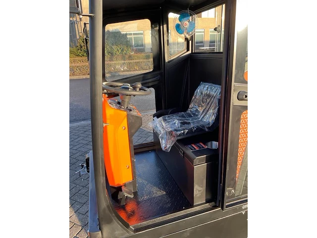 Daewoo - das 100 met cabine - zelfrijdende veegmachine - afbeelding 25 van  37