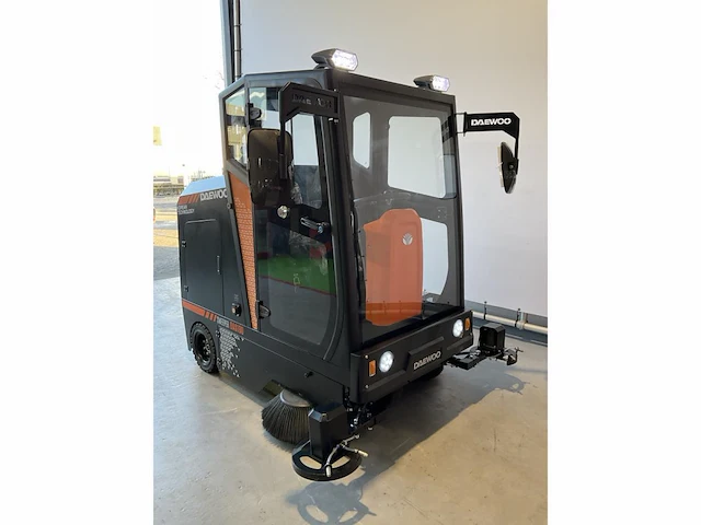 Daewoo - das 100 met cabine - zelfrijdende veegmachine - afbeelding 32 van  37