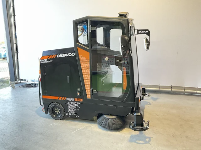 Daewoo - das 100 met cabine - zelfrijdende veegmachine - afbeelding 36 van  37
