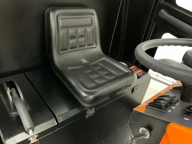 Daewoo - das100 - cabine veegmachine - afbeelding 24 van  27