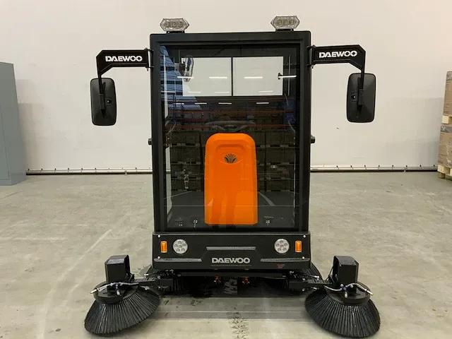 Daewoo - das100 - cabine veegmachine - afbeelding 26 van  27