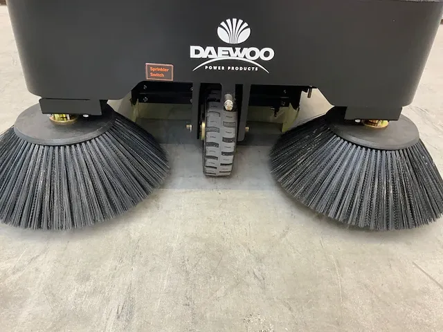 Daewoo - das80 - zit veegmachine - afbeelding 20 van  21