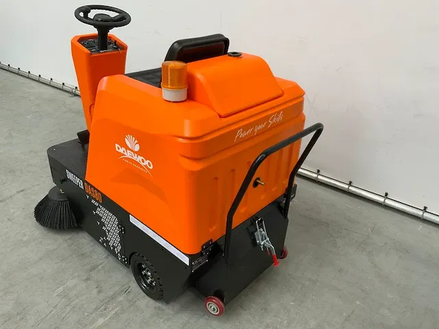 Daewoo - das80 - zit veegmachine - afbeelding 16 van  21