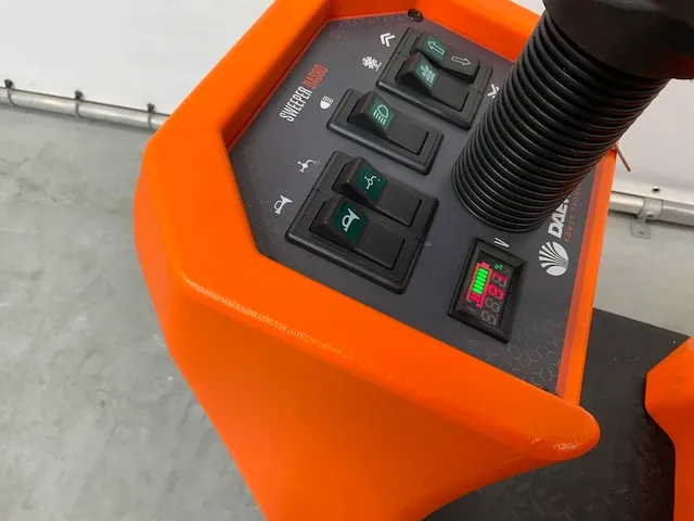 Daewoo - das80 - zit veegmachine - afbeelding 17 van  21