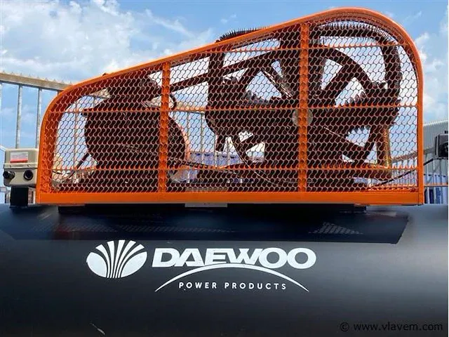 Daewoo 500l luchtcompressor - afbeelding 4 van  8