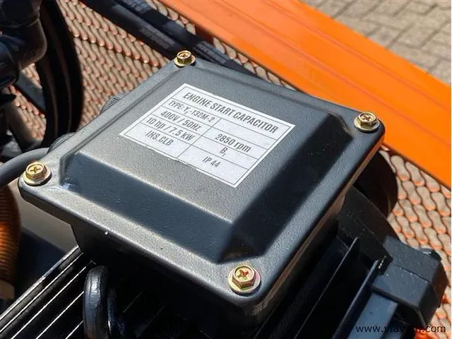 Daewoo 500l luchtcompressor - afbeelding 6 van  8