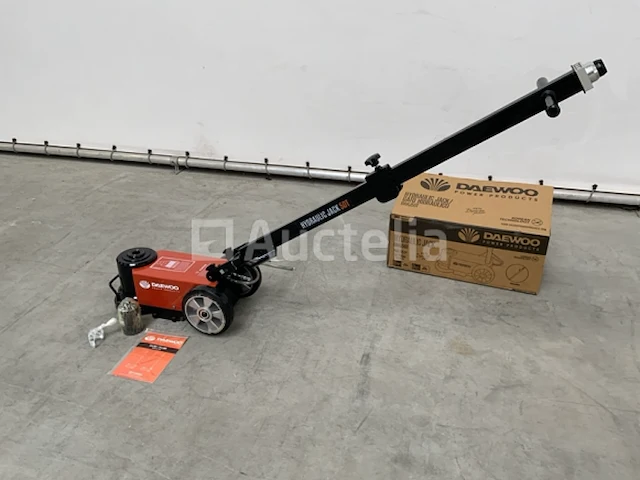 Daewoo 50t. dahj garage krik - afbeelding 2 van  11