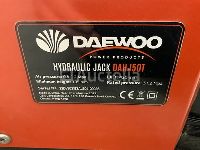 Daewoo 50t. dahj garage krik - afbeelding 7 van  11