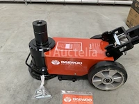 Daewoo 50t. dahj garage krik - afbeelding 11 van  11