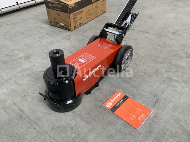 Daewoo 80t. dahj garage krik - afbeelding 10 van  12