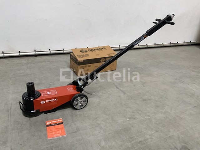 Daewoo 80t. dahj garage krik - afbeelding 7 van  12