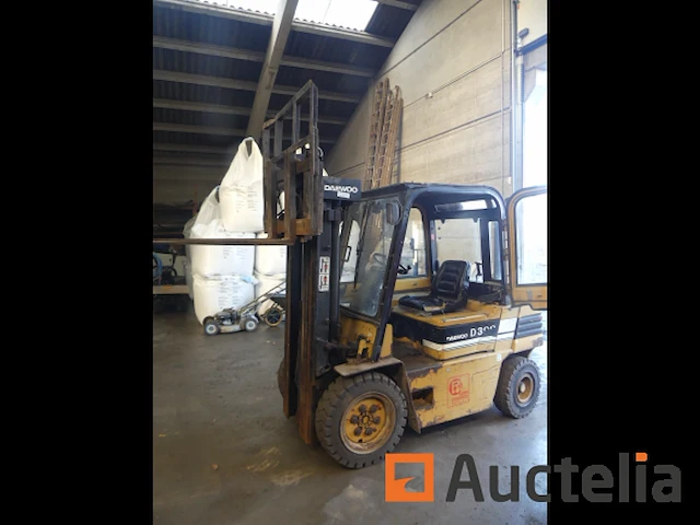 Daewoo d3qs-2 vorkheftruck - afbeelding 11 van  23