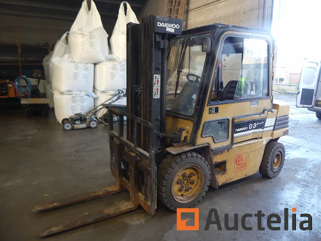Daewoo d3qs-2 vorkheftruck - afbeelding 18 van  23