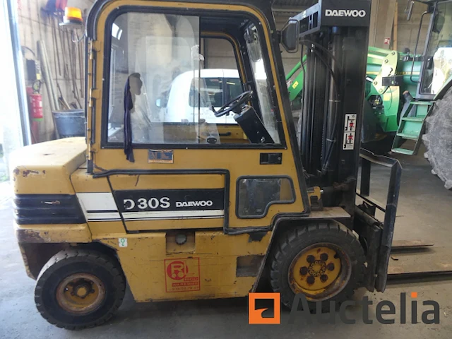 Daewoo d3qs-2 vorkheftruck - afbeelding 19 van  23