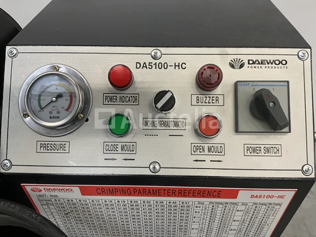 Daewoo da5100-hc hydraulische slangenpers - afbeelding 8 van  13