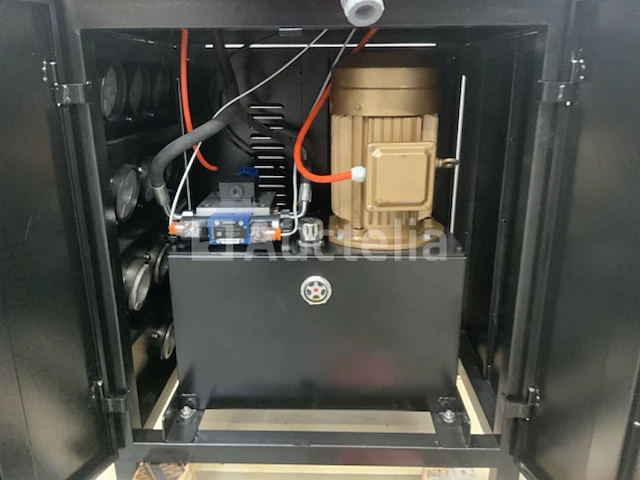 Daewoo da5100-hc hydraulische slangenpers - afbeelding 11 van  13