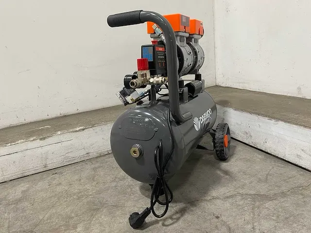 Daewoo daax24l-of olievrije compressor - afbeelding 10 van  14