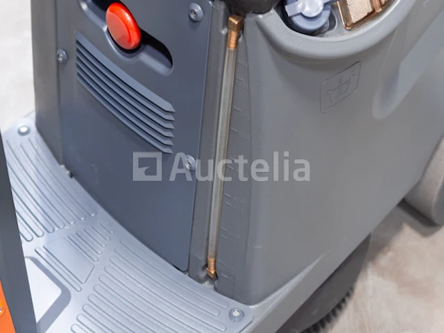 Daewoo dafr70 zit-schrobmachine - afbeelding 7 van  19